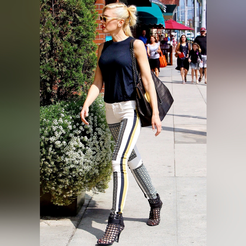 PAIGE Cream Jeans Size 27
